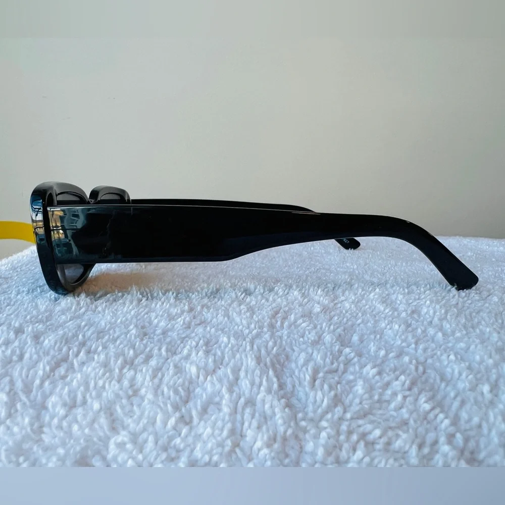 Men’s / Unisex ➡️ Two Rectangular Sunglasses - Black & Light Blue - Picture 8 of 10